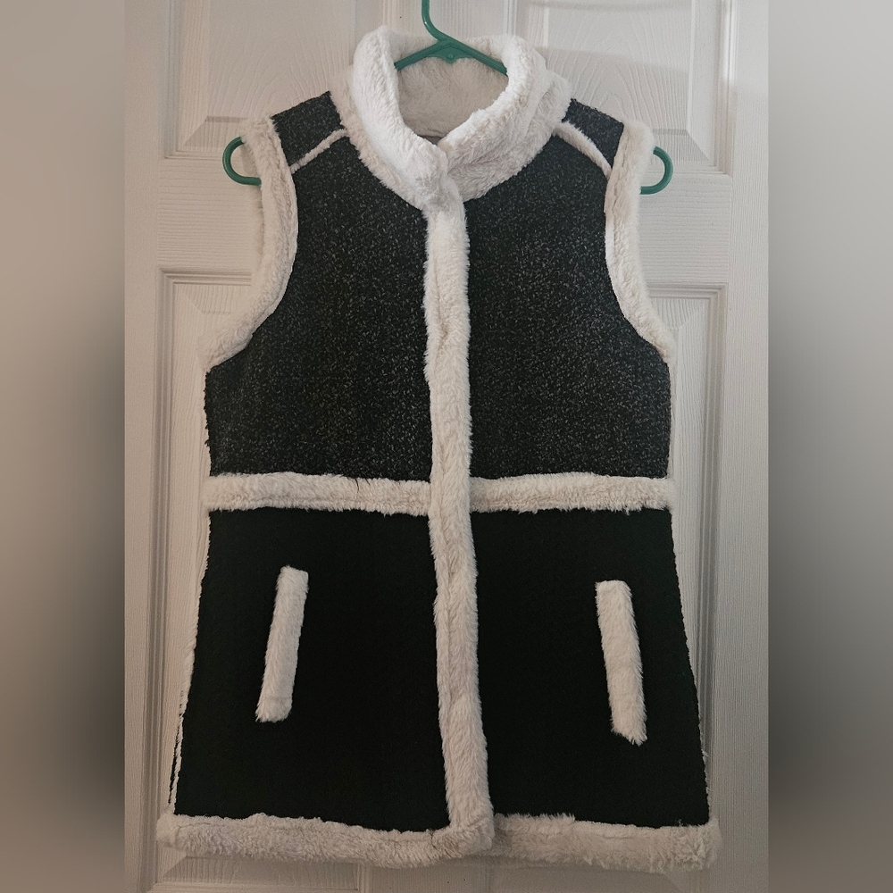 NWOT Faux Frenzi Vest